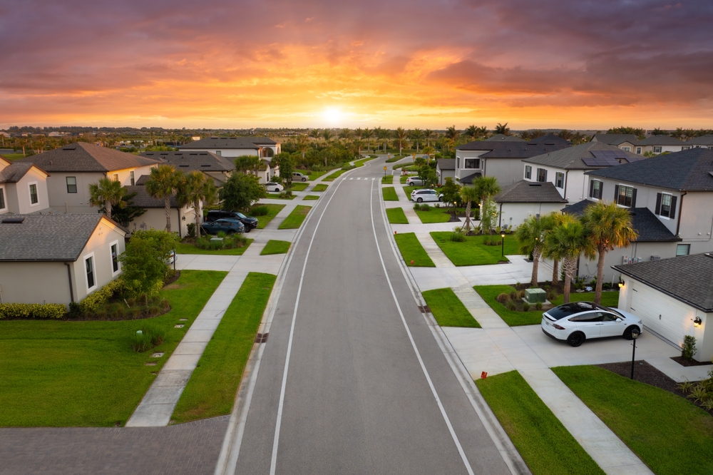 should you buy a home in an hoa