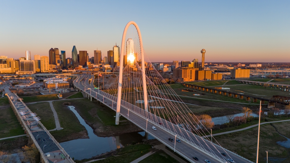 dallas texas skyline