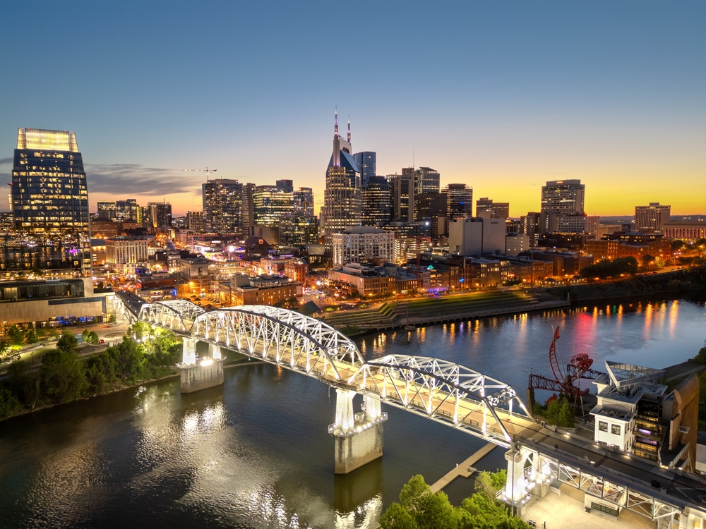 nashville tennessee skyline